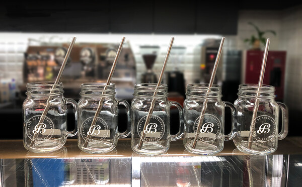 다회용 컵 사용으로 '플라스틱 제로 캠페인'을 실천하는 바디프랜드 사내 카페(사진=바디프랜드)